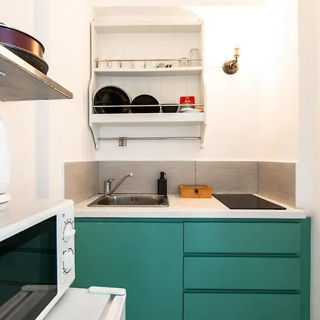 Apartman 1-bed Flat, 5 Min Walk To Finikoudes